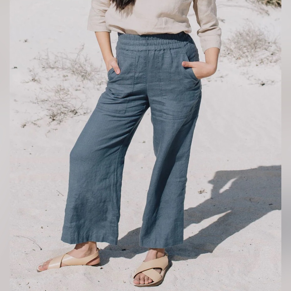 Not Perfect Linen Puglia straight cut cropped linen pants - Charcoal blue